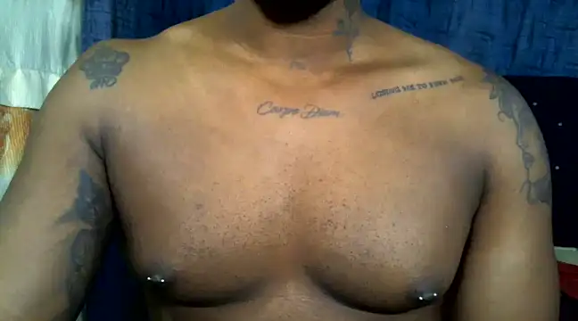 Snapshot of strong__anthony chatting on 01/10/25, 05:02 strong anthony online show from 01/10/25, 05:02