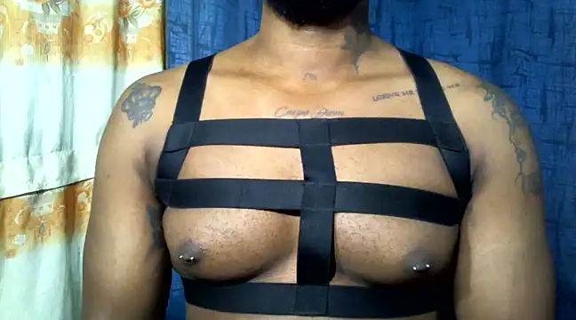 Snapshot of strong__anthony chatting on 01/15/25, 03:43 strong anthony online show from 01/15/25, 03:43