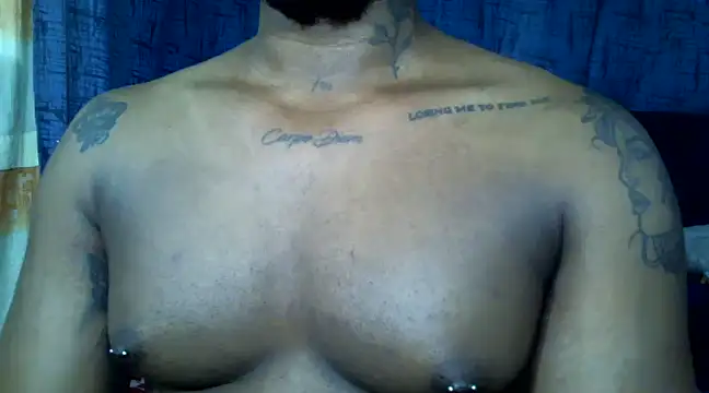 Snapshot of strong__anthony chatting on 02/02/25, 02:24 strong anthony online show from 02/02/25, 02:24