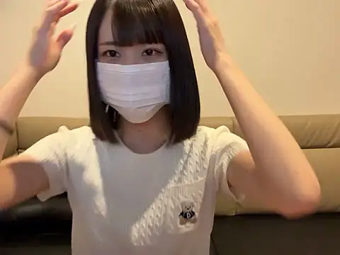 tsu mu gi  online show from 10/01/25, 10:21