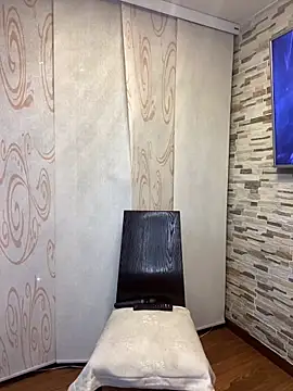 Snapshot of Catmila- chatting on 02/01/26, 06:34 Catmila- online show from 02/01/26, 06:34