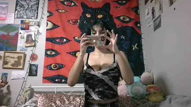 Rubyred2369 online show from 01/12/25, 12:39