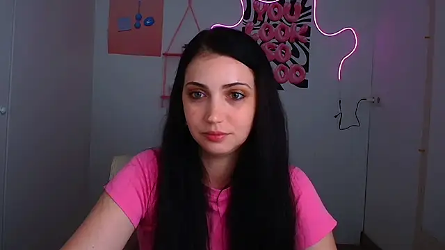 Snapshot of Amalia_amor chatting on 07/06/26, 11:40 Amalia amor online show from 07/06/26, 11:40