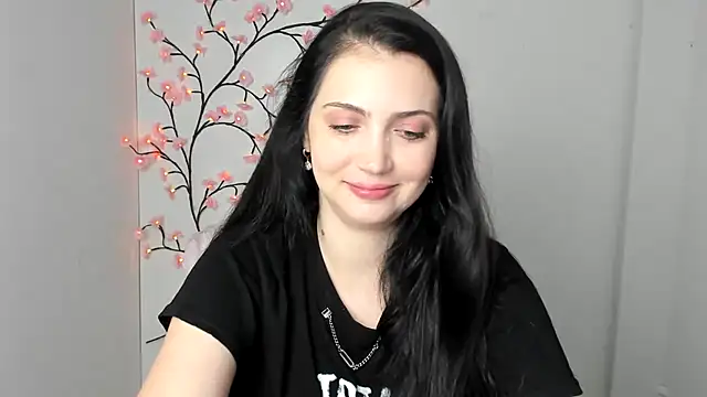Snapshot of Amalia_amor chatting on 07/20/26, 05:44 Amalia amor online show from 07/20/26, 05:44