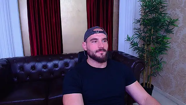 AdamJamesonn online show from 09/25/25, 05:33