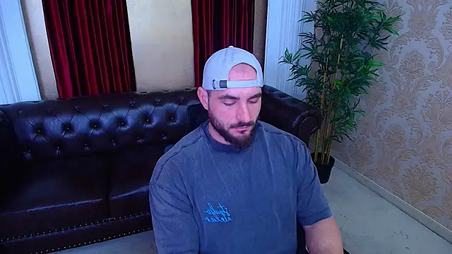 AdamJamesonn online show from 11/06/25, 06:14