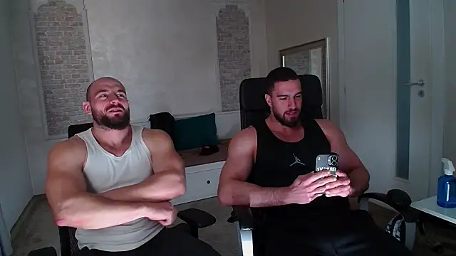 Snapshot of AdamJamesonn chatting on 02/19/26, 10:11 AdamJamesonn online show from 02/19/26, 10:11