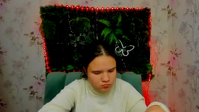 AdeleCruz online show from 01/11/25, 04:25