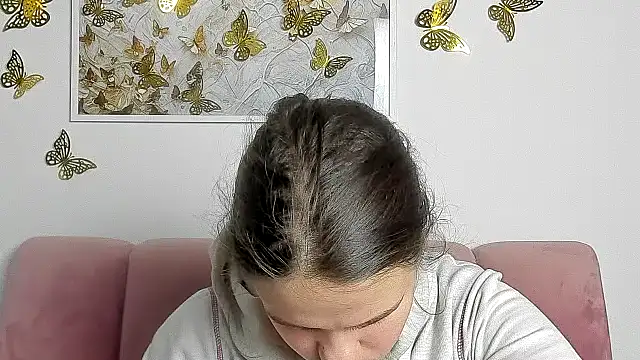 AdeleCruz online show from 02/17/26, 12:23