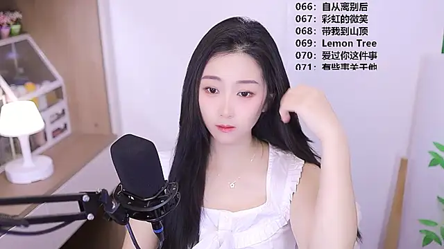 Muzi-sing online show from 05/18/26, 10:32
