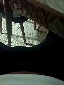 Snapshot of senle12ben chatting on 01/11/25, 08:10 senle12ben online show from 01/11/25, 08:10