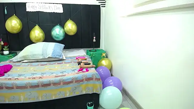 VickyBoobss online show from 03/18/26, 06:44