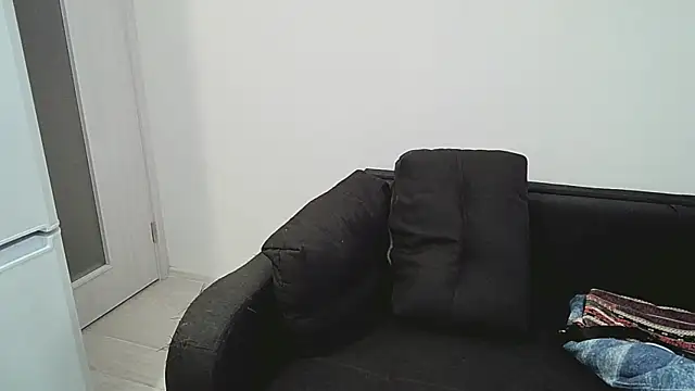 Snapshot of viamen chatting on 02/15/26, 05:59 viamen online show from 02/15/26, 05:59