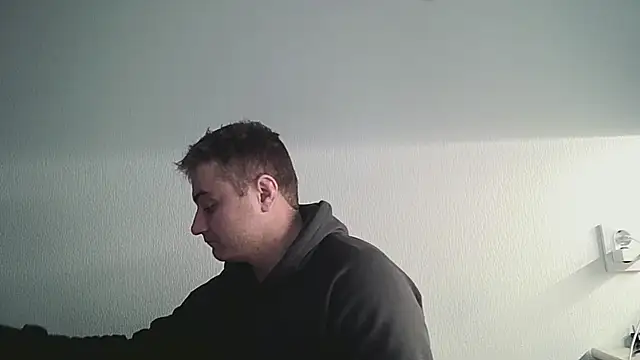 Snapshot of viamen chatting on 02/28/26, 02:18 viamen online show from 02/28/26, 02:18
