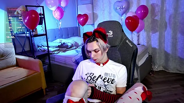 Snapshot of leon_yuugen chatting on 02/13/25, 02:20 leon yuugen online show from 02/13/25, 02:20