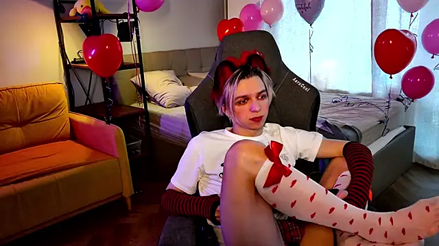 Snapshot of leon_yuugen chatting on 02/17/25, 07:37 leon yuugen online show from 02/17/25, 07:37