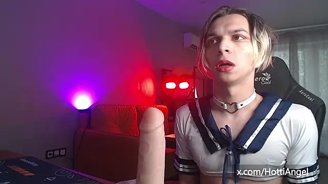 Snapshot of leon_yuugen chatting on 09/18/25, 02:19 leon yuugen online show from 09/18/25, 02:19