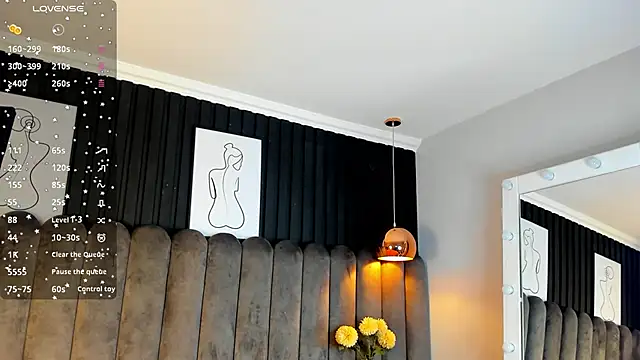 chelsea bolton  online show from 12/02/25, 12:21