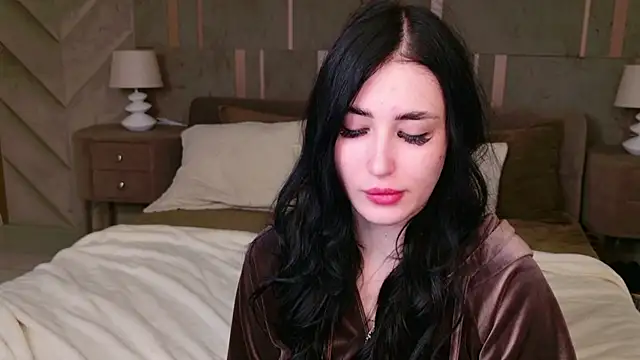 EmmaLawrens online show from 09/13/25, 03:45