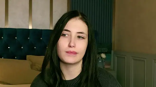 EmmaLawrens online show from 09/26/25, 09:08