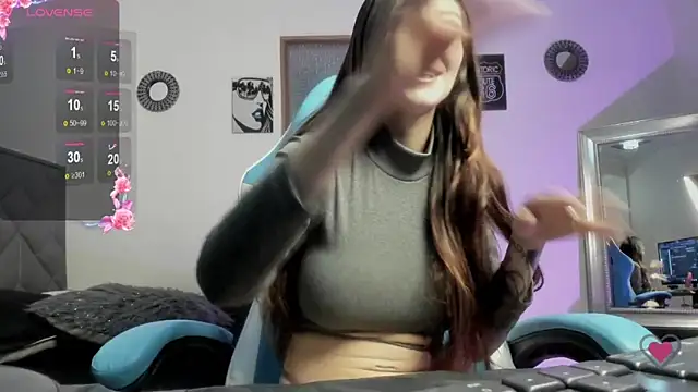 Snapshot of Aleska_Miami chatting on 01/09/25, 01:24 Aleska Miami online show from 01/09/25, 01:24