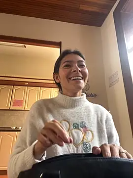 Snapshot of Aleska_Miami chatting on 09/29/25, 02:11 Aleska Miami online show from 09/29/25, 02:11