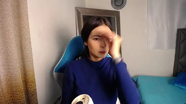 Snapshot of Aleska_Miami chatting on 10/17/25, 02:19 Aleska Miami online show from 10/17/25, 02:19