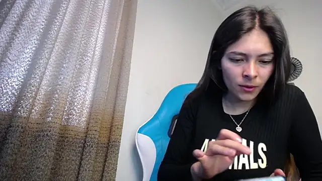 Aleska Miami online show from 11/04/25, 02:16