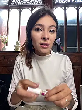 Snapshot of Aleska_Miami chatting on 05/28/26, 02:25 Aleska Miami online show from 05/28/26, 02:25