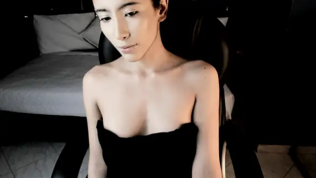 vaiolethsan   online show from 01/05/26, 08:34