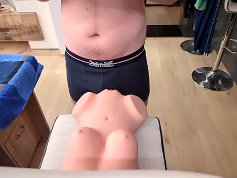 MacPlesure online show from 01/15/25, 05:37