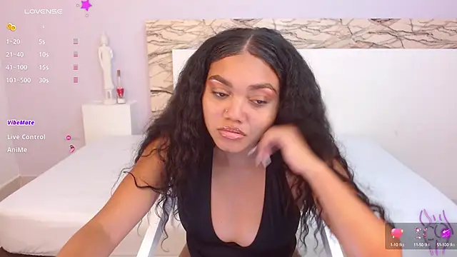 JasmineRose7 online show from 02/25/25, 10:47