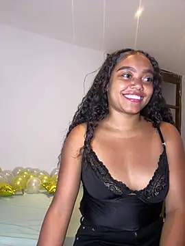 Snapshot of JasmineRose7 chatting on 06/18/26, 12:33 JasmineRose7 online show from 06/18/26, 12:33