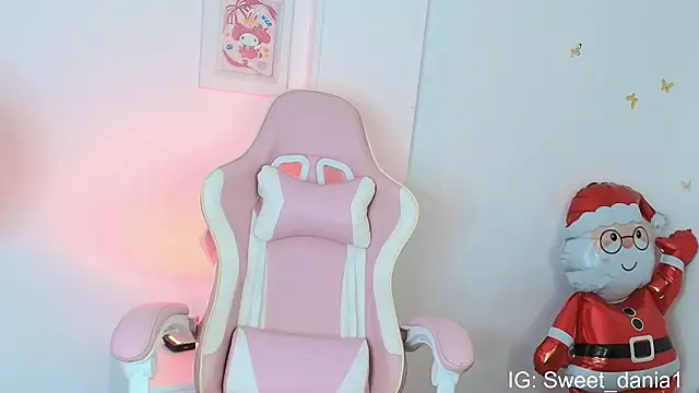 sweet dania  online show from 02/04/26, 05:02