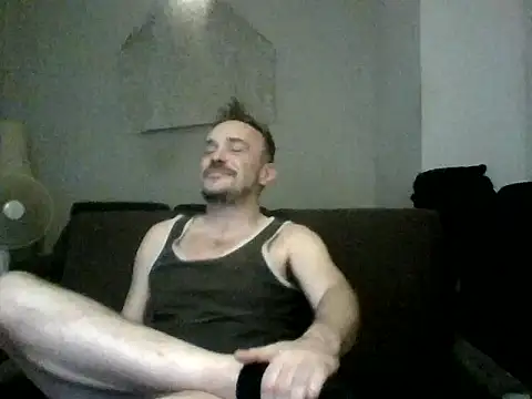 Snapshot of GaySexxPL chatting on 03/10/25, 12:37 GaySexxPL online show from 03/10/25, 12:37