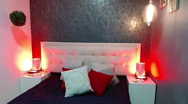 gabriela cortez online show from 02/03/25, 07:21