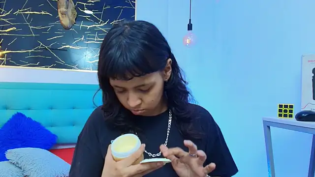 gabriela cortez online show from 10/02/25, 12:12