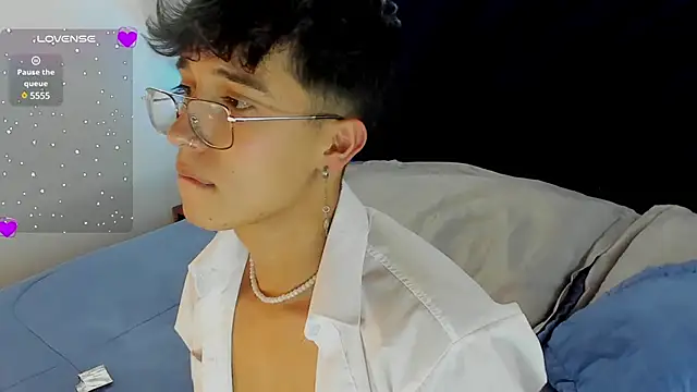 Snapshot of tim__fox chatting on 03/14/25, 09:10 tim fox online show from 03/14/25, 09:10