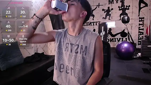 Snapshot of tim__fox chatting on 09/14/25, 11:20 tim fox online show from 09/14/25, 11:20