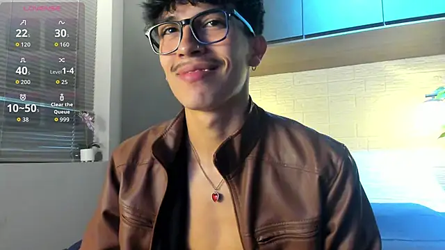 Snapshot of tim__fox chatting on 09/20/25, 11:44 tim fox online show from 09/20/25, 11:44