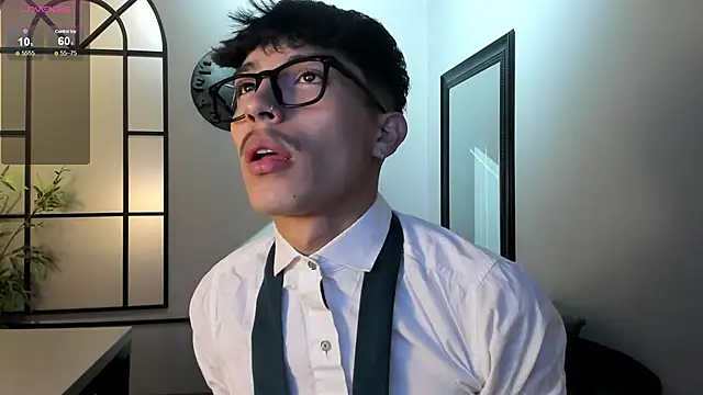 Snapshot of tim__fox chatting on 10/09/25, 11:52 tim fox online show from 10/09/25, 11:52