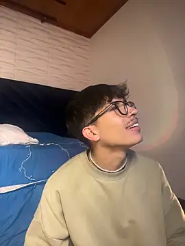 Snapshot of tim__fox chatting on 12/04/25, 12:03 tim fox online show from 12/04/25, 12:03