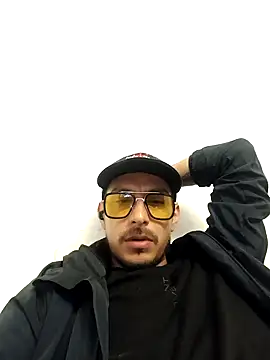 tony-camargo online show from 01/10/25, 04:12