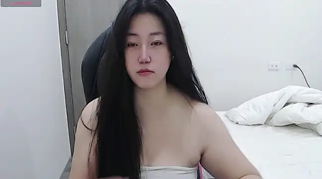 minnie9009 online show from 02/13/25, 07:56