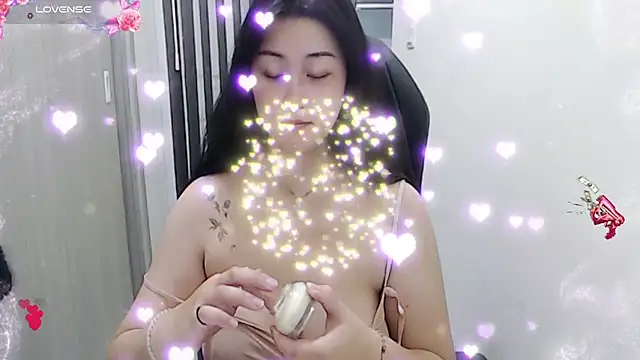 minnie9009 online show from 03/18/25, 08:14