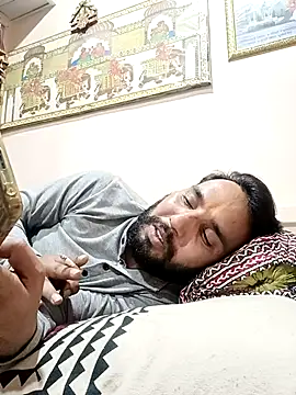 Snapshot of Rajasthani-boy chatting on 02/27/25, 05:04 Rajasthani-boy online show from 02/27/25, 05:04