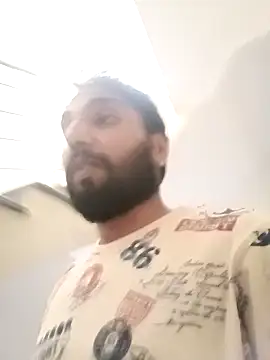 Snapshot of Rajasthani-boy chatting on 09/28/25, 11:15 Rajasthani-boy online show from 09/28/25, 11:15