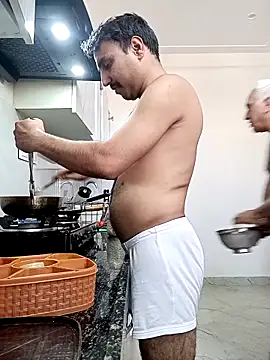 Snapshot of Rajasthani-boy chatting on 03/04/26, 04:07 Rajasthani-boy online show from 03/04/26, 04:07