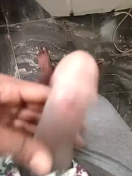 mario0212 online show from 03/18/26, 02:09