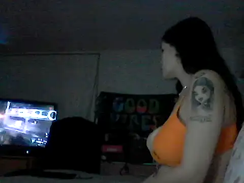 nikkikittyx3 online show from 04/08/26, 08:14